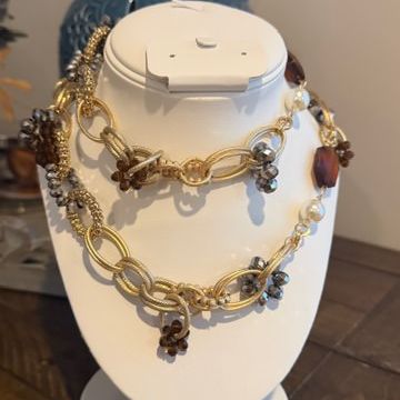 Champagne Girl Jewelry